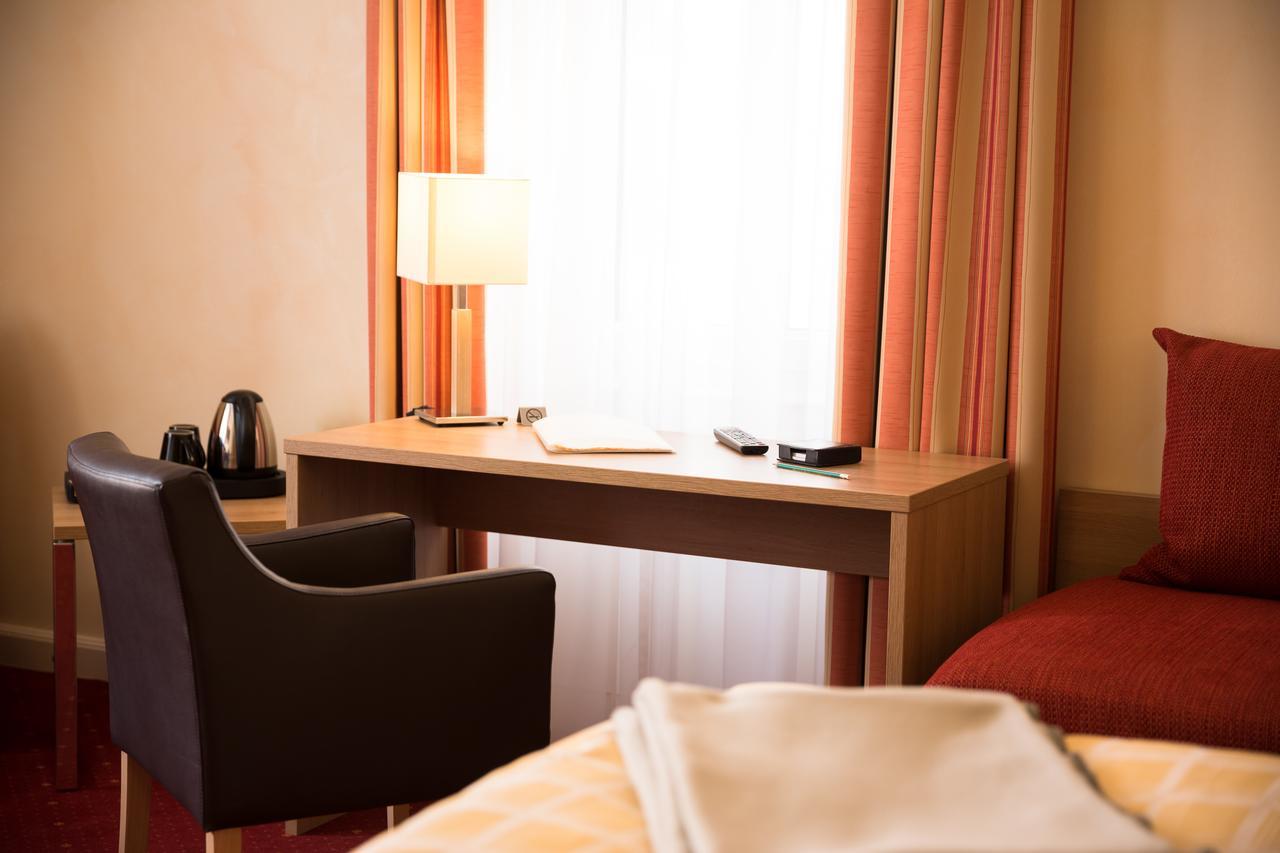Hotel-Pension Berger Хайделберг Екстериор снимка